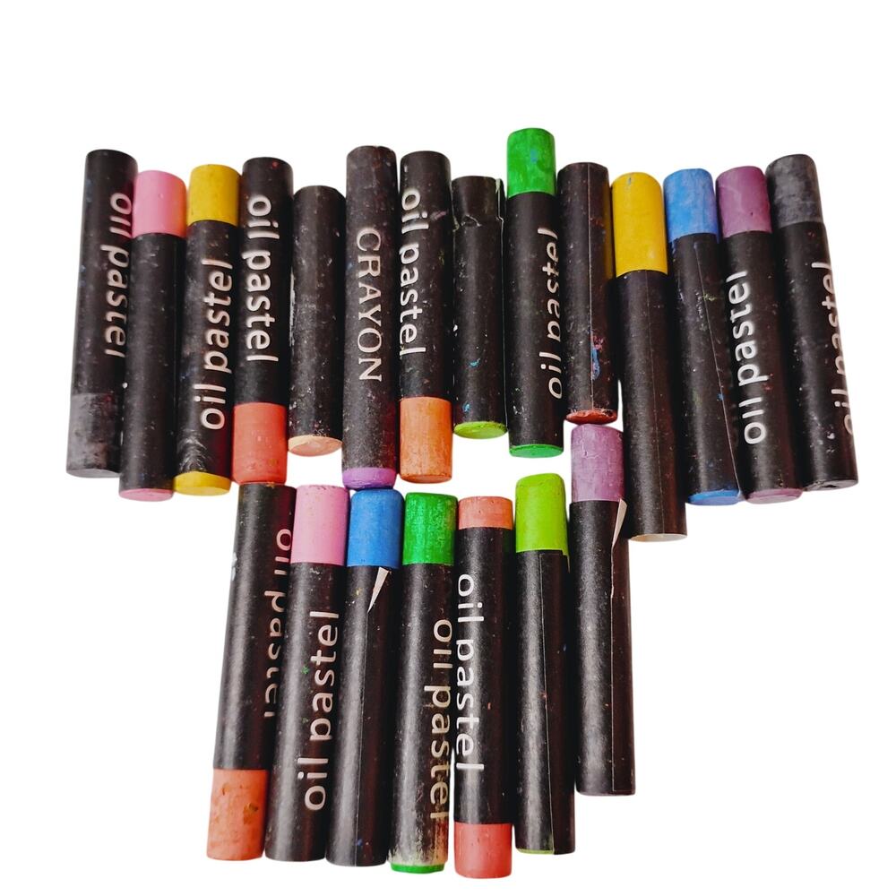 OIL PASTELS LOT of 21 Assorted Colors STICKS Pre-owned Unbranded